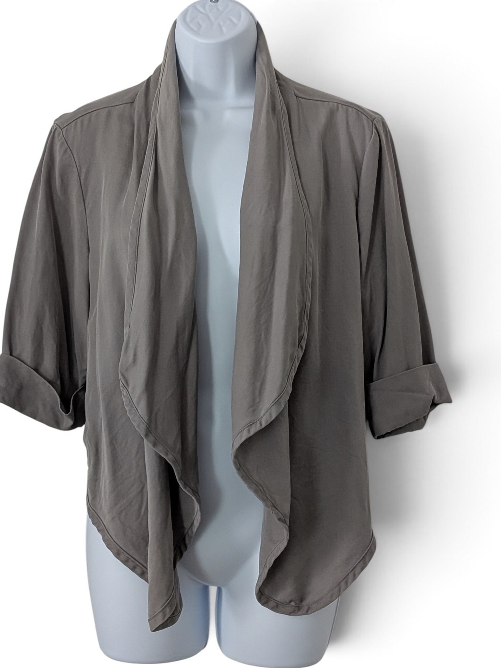 Premise Studio Grey Lagenlook Open Front Cuffed 3/4 Sleeve Jacket